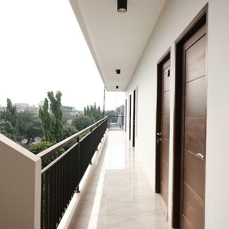 Reddoorz Near Taman Palem Hotel Jakarta Luaran gambar