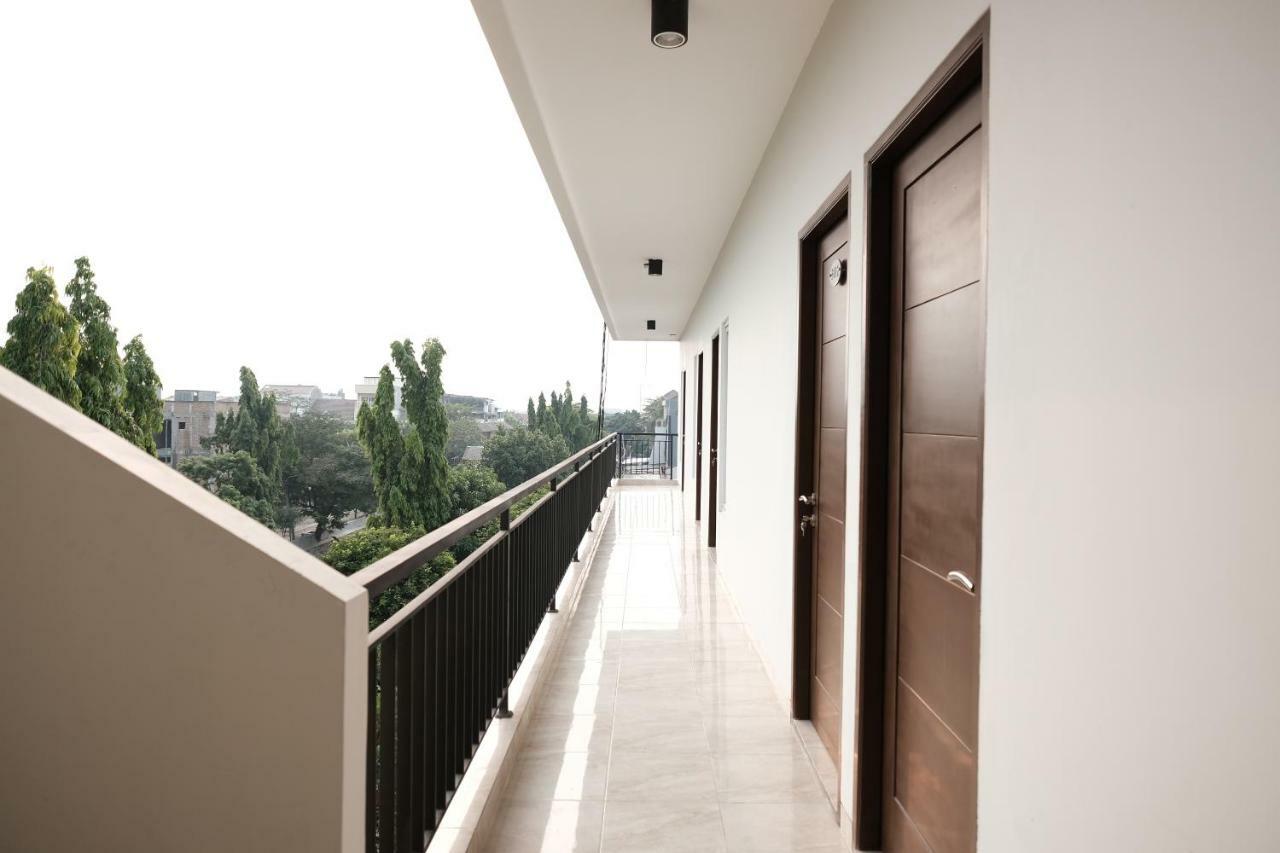 Reddoorz Near Taman Palem Hotel Jakarta Luaran gambar