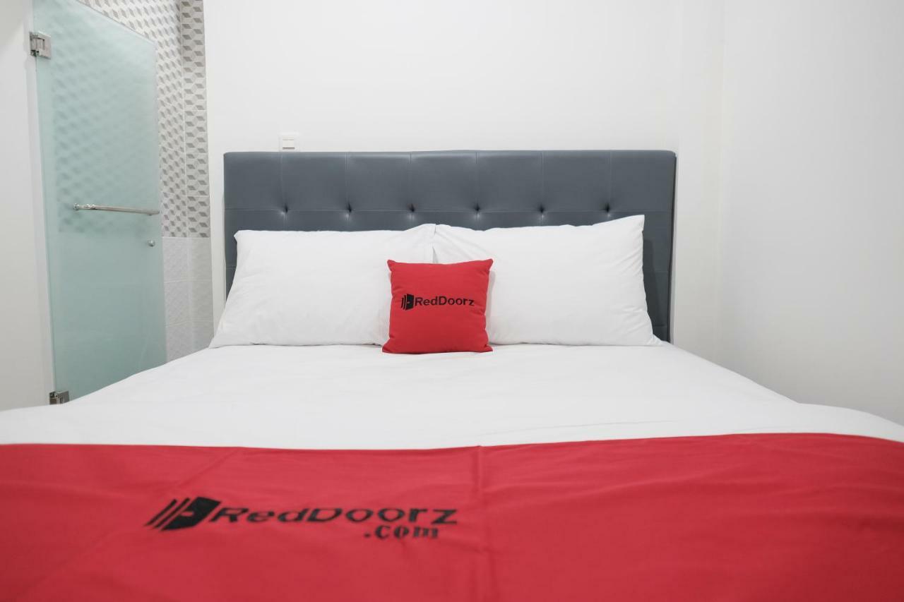 Reddoorz Near Taman Palem Hotel Jakarta Luaran gambar